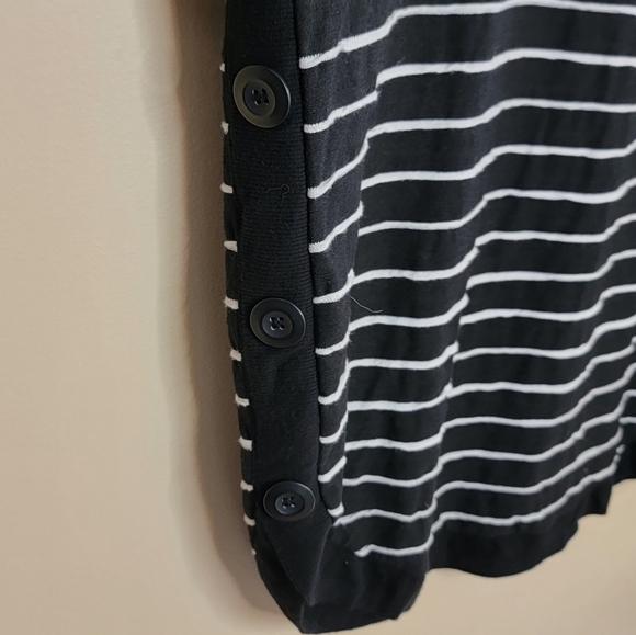 Gibson | Black & White Striped Long Sleeve Top with Decorative Side Buttons - Picture 3 of 7